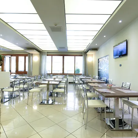 Quality La Darsena Otel 4*