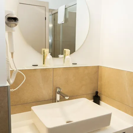 Quality La Darsena Hotel 4*