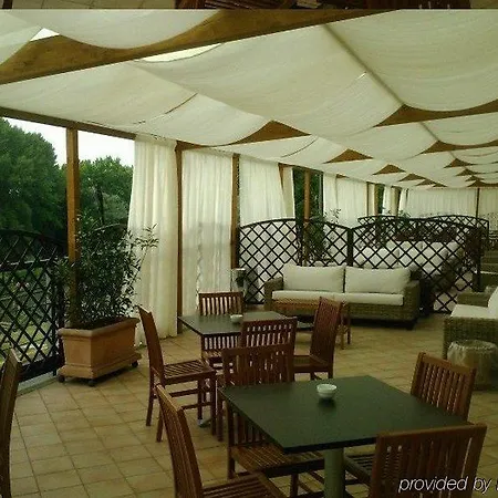 Quality La Darsena Hotel 4*