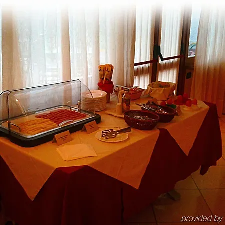 Quality La Darsena Hotel 4*