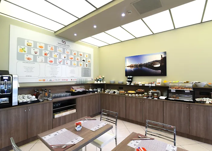 Hotel Quality La Darsena 4*